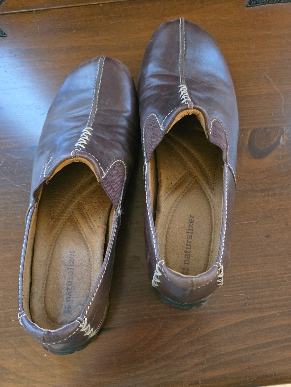 Naturalizer Brown Women's Leather Slip-On Loafers